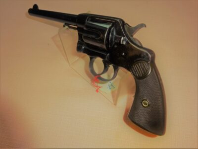 AP532 - Revolver COLT model 1889