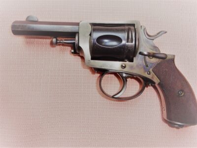 AP569 - Revolver BULL DOG