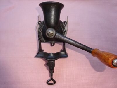 AM318 - Moulin à café anglais