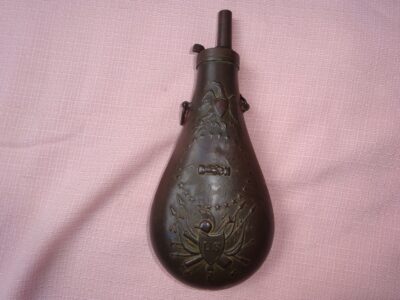 AM438 - Poire à poudre US