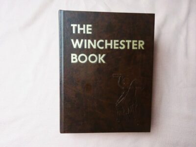 AM476 - THE WINCHESTER BOOK