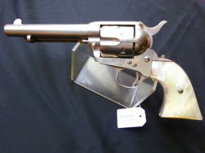 AP679 - REVOLVER COLT model 1873