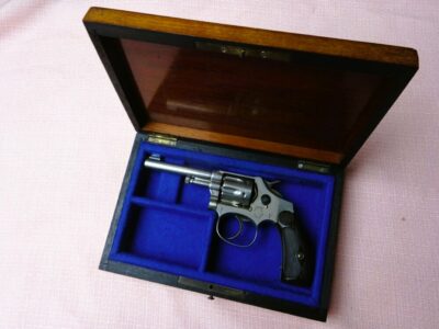 AP689 - REVOLVER SMITH & WESSON (lady smith)